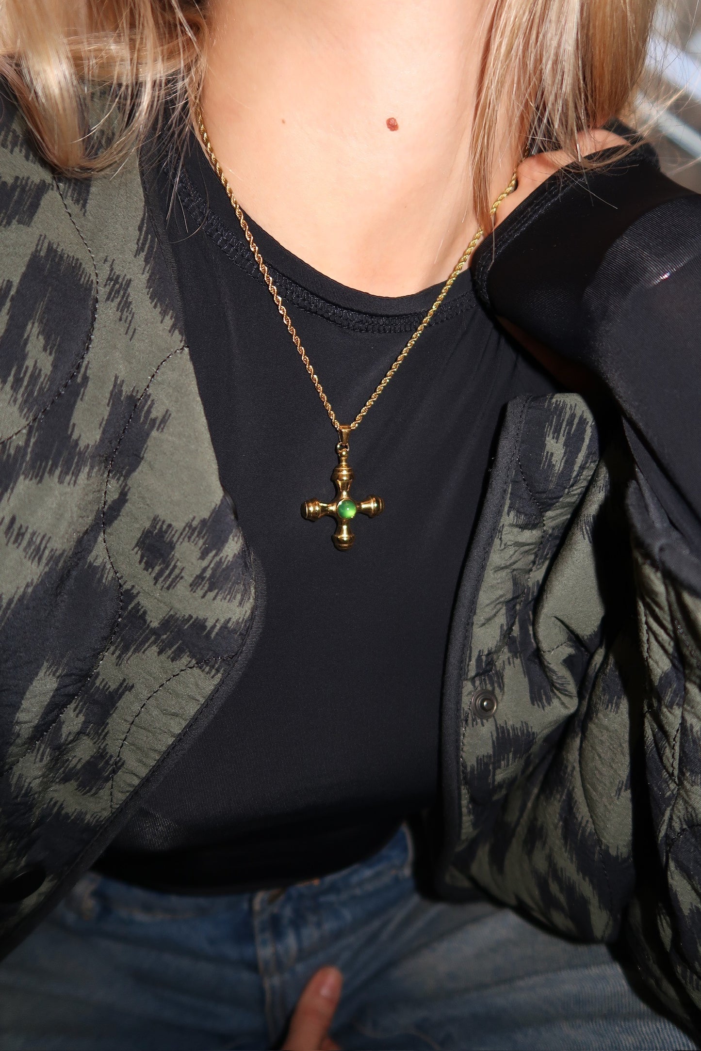 Nonna Cross